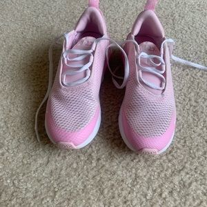 Girls Nike Air Max 270 size 3 Little kids